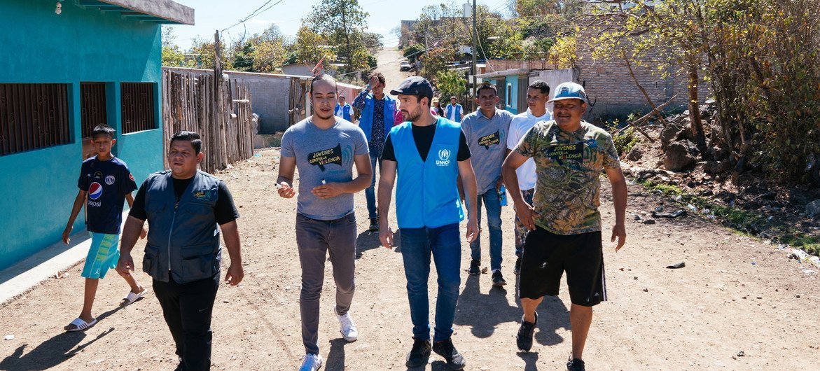 Un Trabajador Social De Honduras Gana El Premio Nansen De Acnur Por Su